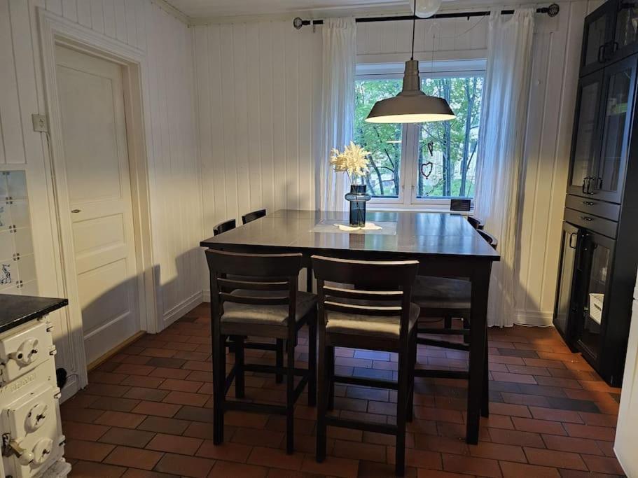 Villa Cozy Family House Tromsø Exterior foto